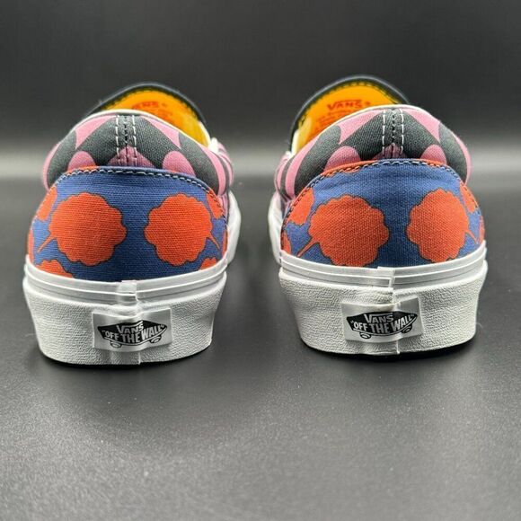 Vans Classic Slip-on (Beatles Yellow Submarine) Sea of Monsters - Picture 5 of 10